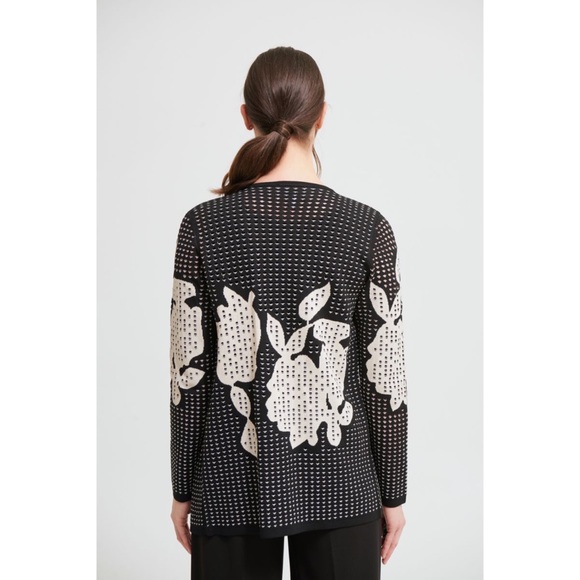 🎉HP🎉NWT🌸Gorgeous Shimmer Black and Cream Patter Long Knit Jacket - Picture 7 of 16